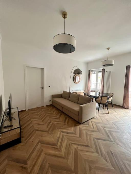 Casa Sassari - Vicino Porta Susa F.S. Torino Eksteriør billede