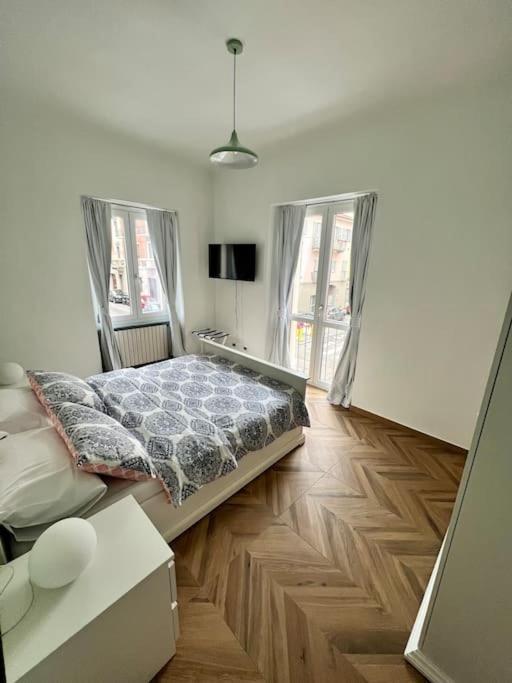 Casa Sassari - Vicino Porta Susa F.S. Torino Eksteriør billede